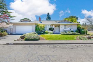Single Family Residence, 8891 Oakmont Dr, Santa Rosa, CA  Santa Rosa, CA 95409
