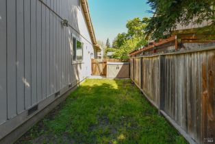 Single Family Residence,  Carriage place, Napa, CA 94558 - 26