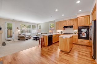 Single Family Residence,  Mitchell lane, Windsor, CA 95492 - 14