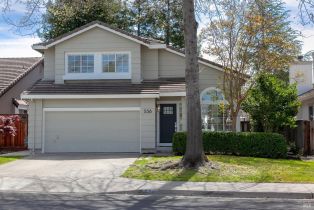 Single Family Residence, 536 Smoketree St, Windsor, CA  Windsor, CA 95492