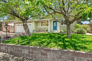 Single Family Residence, 1516 Oakleaf Ave, Healdsburg, CA  Healdsburg, CA 95448