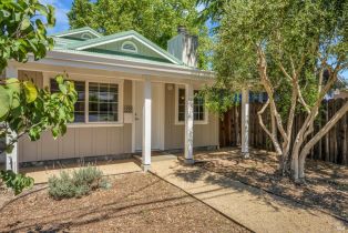Single Family Residence, 1599 Lake St, Calistoga, CA  Calistoga, CA 94515