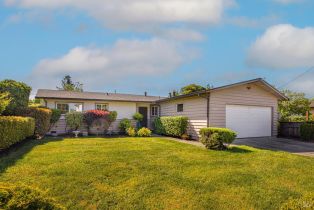Single Family Residence, 1420 Weaverly Dr, Petaluma, CA  Petaluma, CA 94954