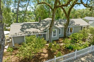 Single Family Residence, 800 S Fitch Mountain Rd, Healdsburg, CA  Healdsburg, CA 95448