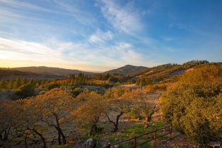 Single Family Residence,  Matanzas Creek lane, Santa Rosa, CA 95404 - 3