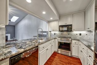 Condominium,  Fountain Grove circle, Napa, CA 94558 - 4