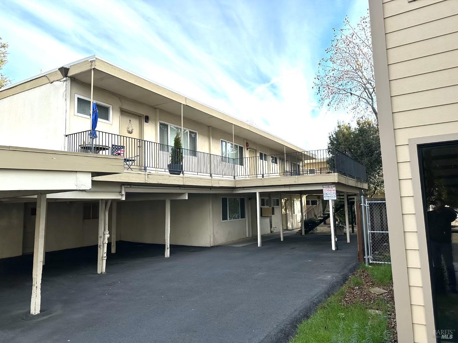Residential Income, E street, Santa Rosa, CA 95404 - 1