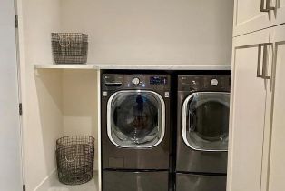 Single Family Residence,  Dowling court, Santa Rosa, CA 95404 - 8