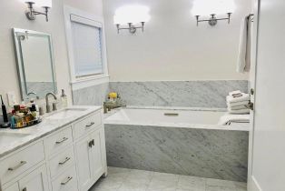 Single Family Residence,  Dowling court, Santa Rosa, CA 95404 - 7