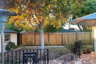 Single Family Residence,  Dowling court, Santa Rosa, CA 95404 - 11