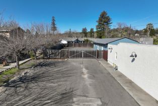 Single Family Residence, 557 Powell avenue, Healdsburg, CA 95448 - 62