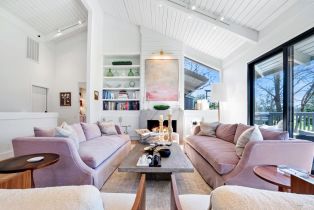 Condominium, 350 Deer Hollow Dr, Napa, CA  Napa, CA 94558