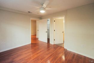 Condominium,  Valley Oak drive, Napa, CA 94558 - 12
