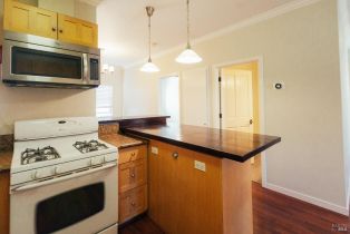 Condominium,  Valley Oak drive, Napa, CA 94558 - 20