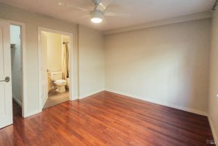 Condominium,  Valley Oak drive, Napa, CA 94558 - 9