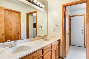 Single Family Residence,  Alta Vista drive, Healdsburg, CA 95448 - 14