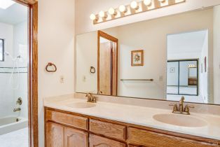 Single Family Residence,  Alta Vista drive, Healdsburg, CA 95448 - 27