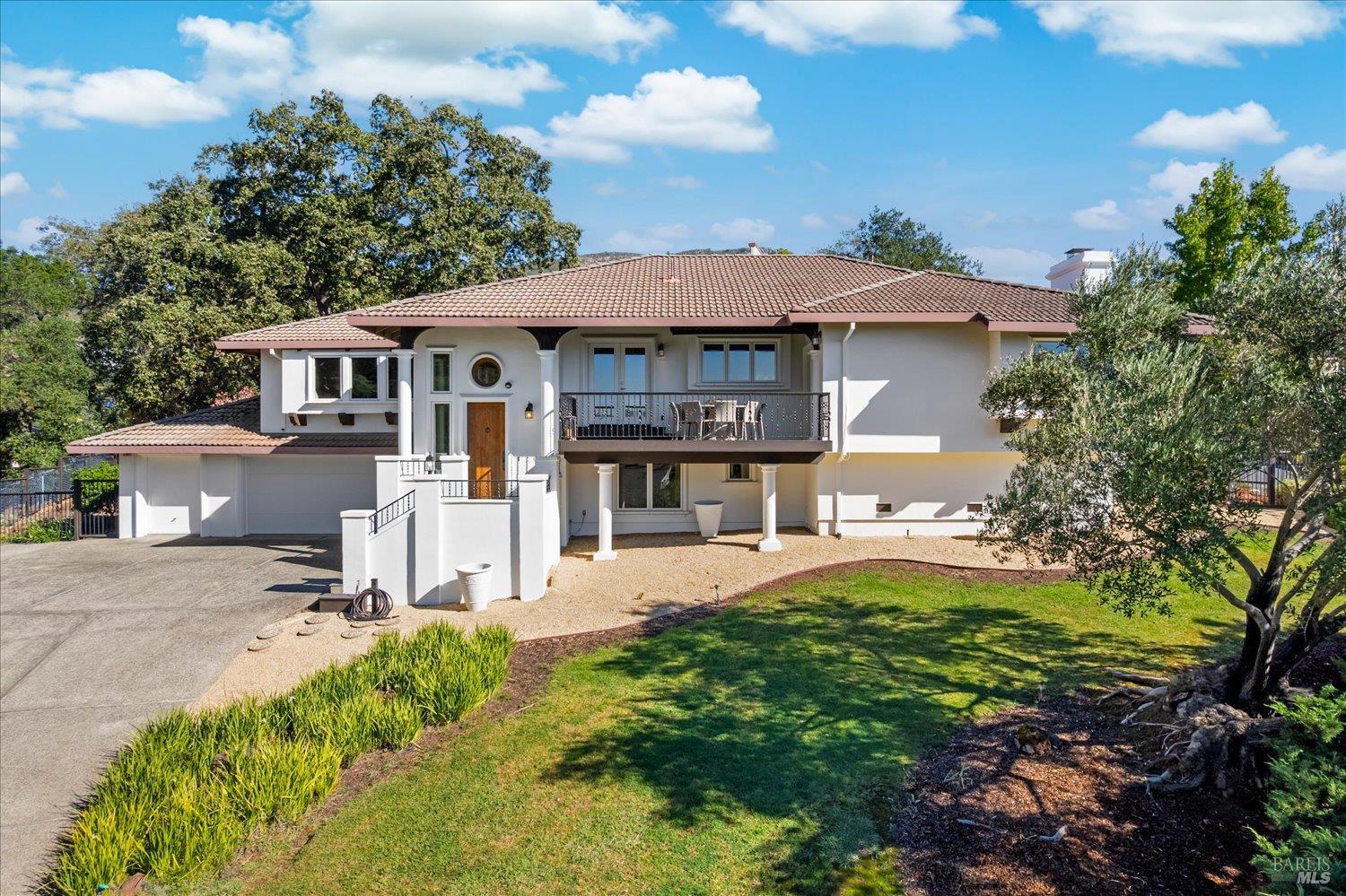 Single Family Residence, Maui way, Napa, CA 94558 - 1