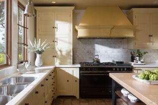 Single Family Residence,  Arnold drive, Glen Ellen, CA 95442 - 7