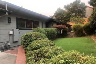 Single Family Residence,  Sunset drive, Healdsburg, CA 95448 - 2