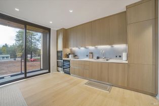 Condominium,  Sawmill circle, Healdsburg, CA 95448 - 6