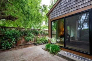 Single Family Residence,  Lakewood drive, Windsor, CA 95492 - 35