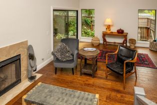 Single Family Residence,  Lakewood drive, Windsor, CA 95492 - 9