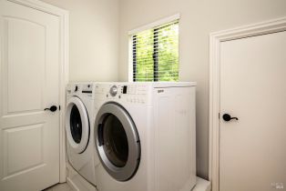 Single Family Residence,  Lakewood drive, Windsor, CA 95492 - 21