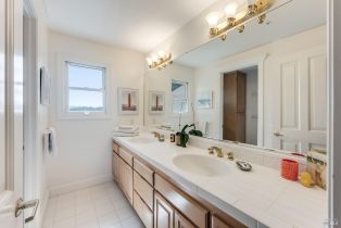 Single Family Residence,  Old Vine lane, Windsor, CA 95492 - 26