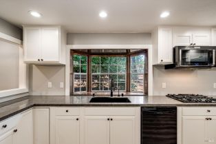 Single Family Residence,  Montecito avenue, Santa Rosa, CA 95404 - 19