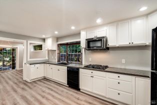 Single Family Residence,  Montecito avenue, Santa Rosa, CA 95404 - 21