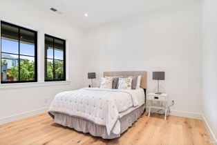 Single Family Residence,  Royal Manor place, Santa Rosa, CA 95404 - 16