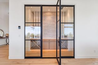 Single Family Residence,  Royal Manor place, Santa Rosa, CA 95404 - 10