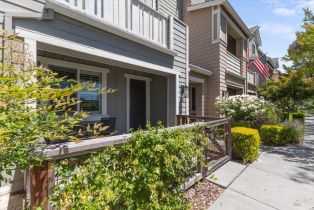Condominium,  Johnson street, Windsor, CA 95492 - 2