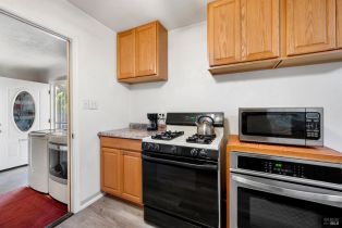 Single Family Residence,  Margo court, Napa, CA 94558 - 11