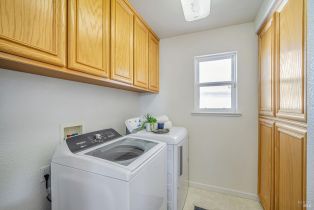 Single Family Residence,  Decanter circle, Windsor, CA 95492 - 38