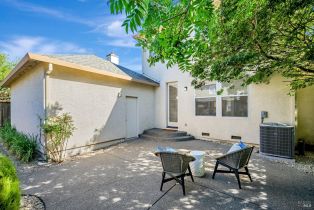 Single Family Residence,  Decanter circle, Windsor, CA 95492 - 33