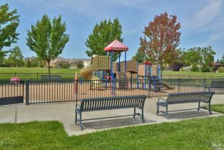 Single Family Residence,  Decanter circle, Windsor, CA 95492 - 43