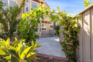 Single Family Residence,  Adobe Creek drive, Petaluma, CA 94954 - 54