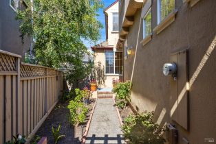 Single Family Residence,  Adobe Creek drive, Petaluma, CA 94954 - 61