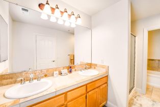 Townhouse, Johnson street, Windsor, CA 95492 - 12