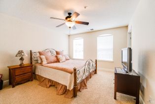 Townhouse, Johnson street, Windsor, CA 95492 - 11