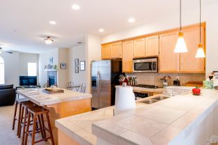 Townhouse, Johnson street, Windsor, CA 95492 - 4