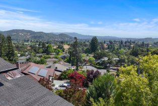 Single Family Residence,  San Ramon way, Santa Rosa, CA 95409 - 5