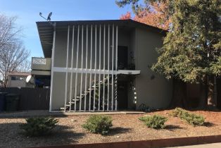 Residential Income, 2829 Apple Valley Ln, Santa Rosa, CA  Santa Rosa, CA 95403