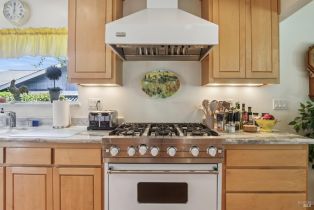 Single Family Residence,  Mockingbird circle, Santa Rosa, CA 95409 - 12