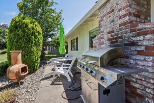 Single Family Residence,  Mockingbird circle, Santa Rosa, CA 95409 - 37