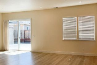 Single Family Residence,  Portello lane, Windsor, CA 95492 - 4