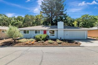 Single Family Residence, 12 Meadowgreen Cir, Santa Rosa, CA  Santa Rosa, CA 95409