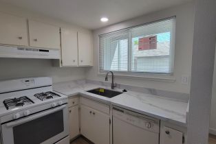 Single Family Residence,  Cross avenue, Santa Rosa, CA 95401 - 6